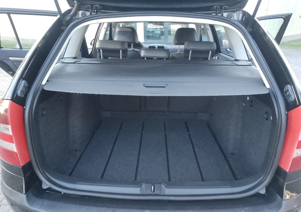 Skoda Octavia cena 12500 przebieg: 315000, rok produkcji 2005 z Radom małe 407